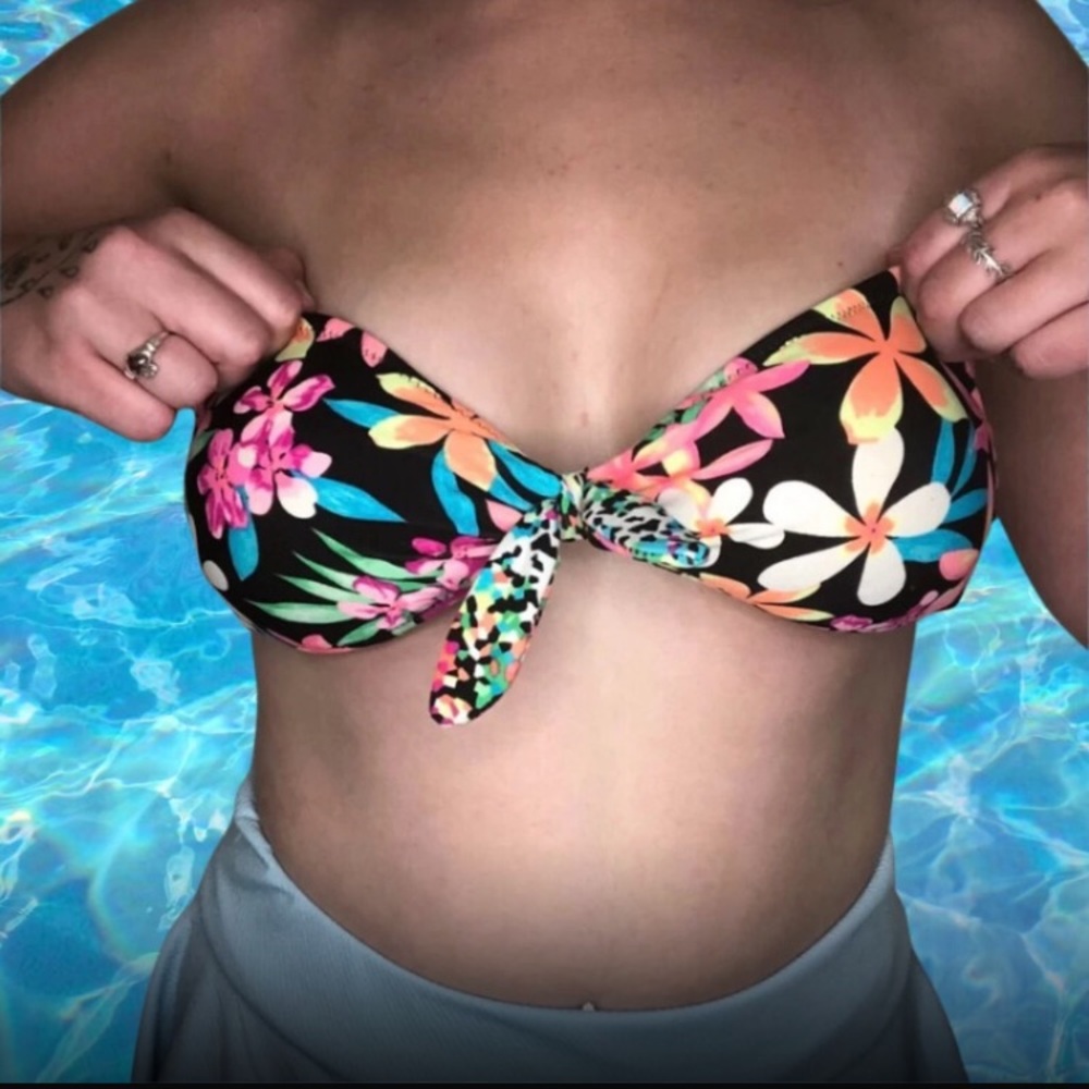 Reversible tropical bandeau bikini top
